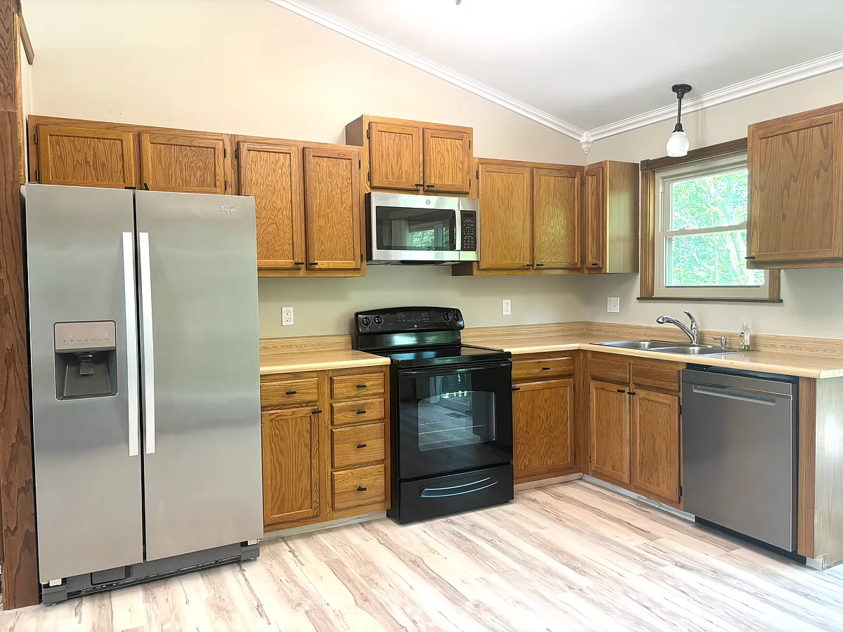 Building Photo - 1708 Deer Run Dr