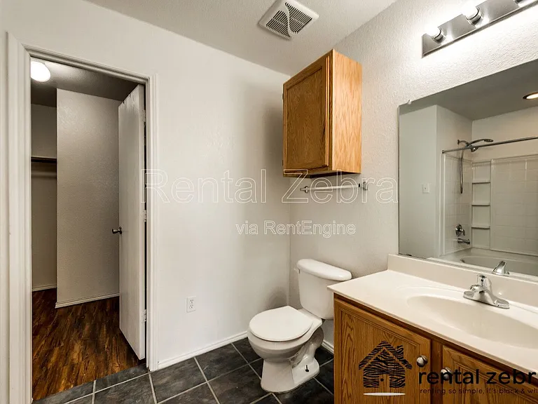 1336 Castle Ridge Rd — Photo 13