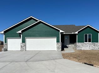 1032 E Stafford Ct, Augusta, KS 67010