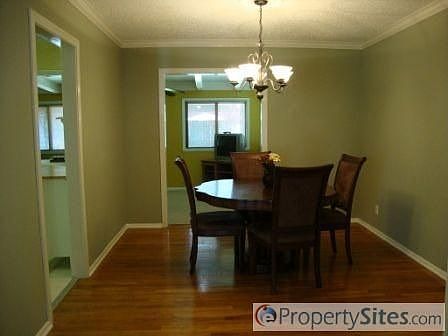 3rd image of 135 Norfolk Pl