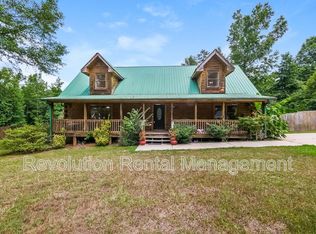 592 Gordon Rd, Newnan, GA 30263