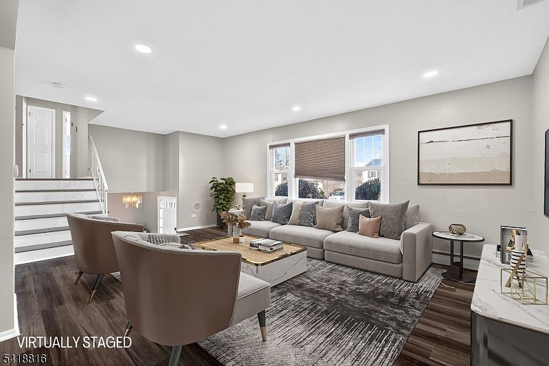 1st image of 569 Scotland Rd