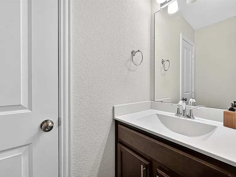 10519 Forfar Ln — Photo 30