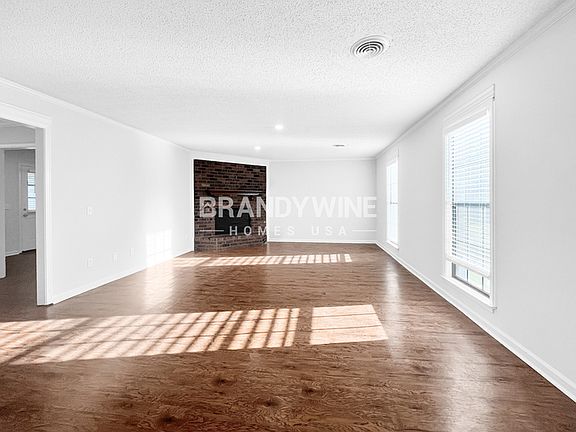 3rd image of 4580 Chelwood Dr