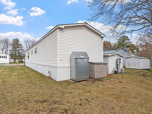 3rd image of 556 Central St #183