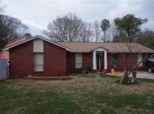 2860 Kensington Way, Rex, GA 30273