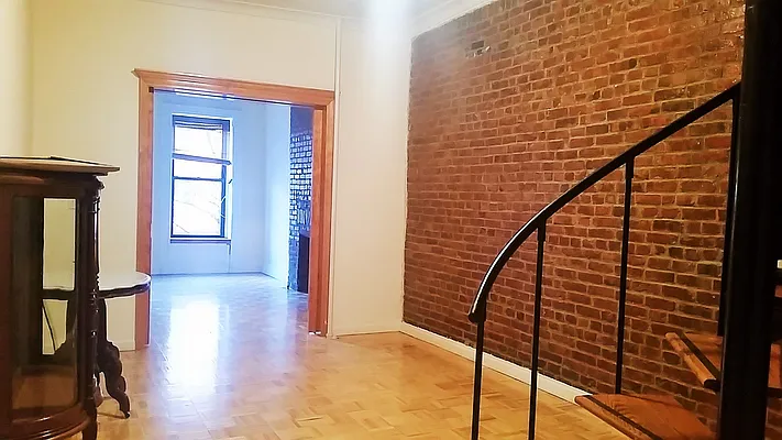 Rented by Remax Real Estate Professionals | media 31