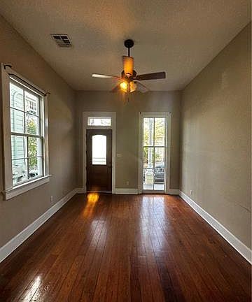 4th image of 2823 Saint Philip St