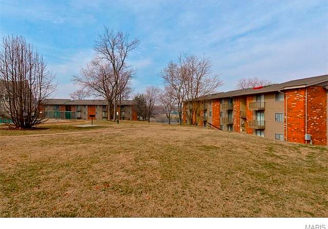 1st image of 4331 Normandy Trace Dr APT C