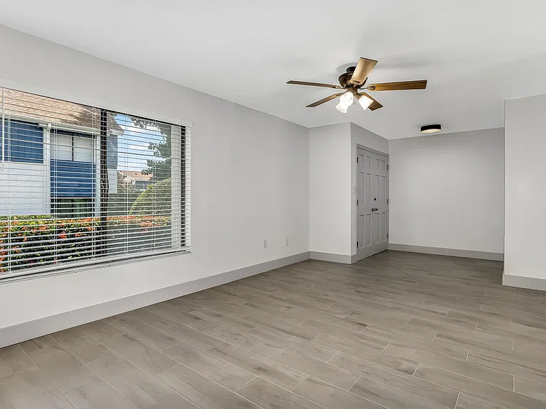 118 Lago Vista Blvd — Photo 12