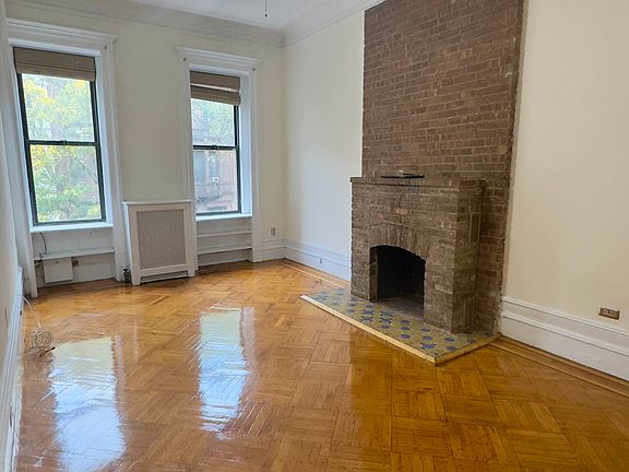 2nd image of 40 W 89th St #3C