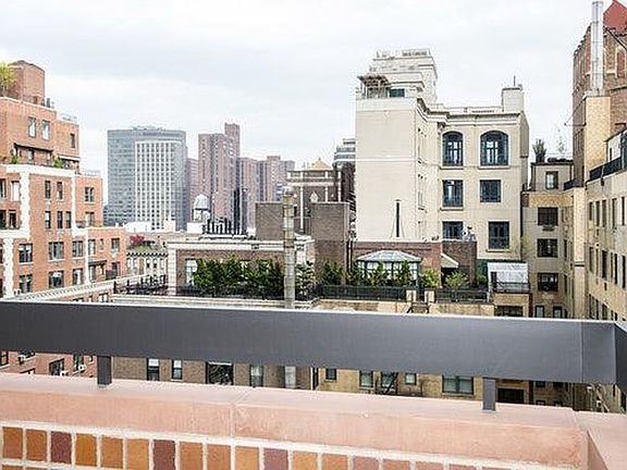 4th image of 45 E 89th St APT 19G