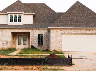104 Herons Bay Cir, Madison, MS 39110