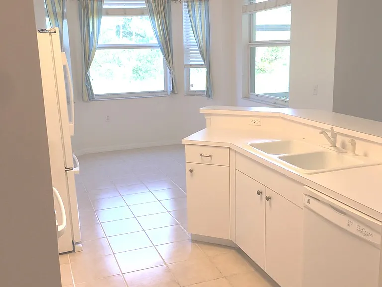 2855 Cypress Trace Cir #103 — Photo 11