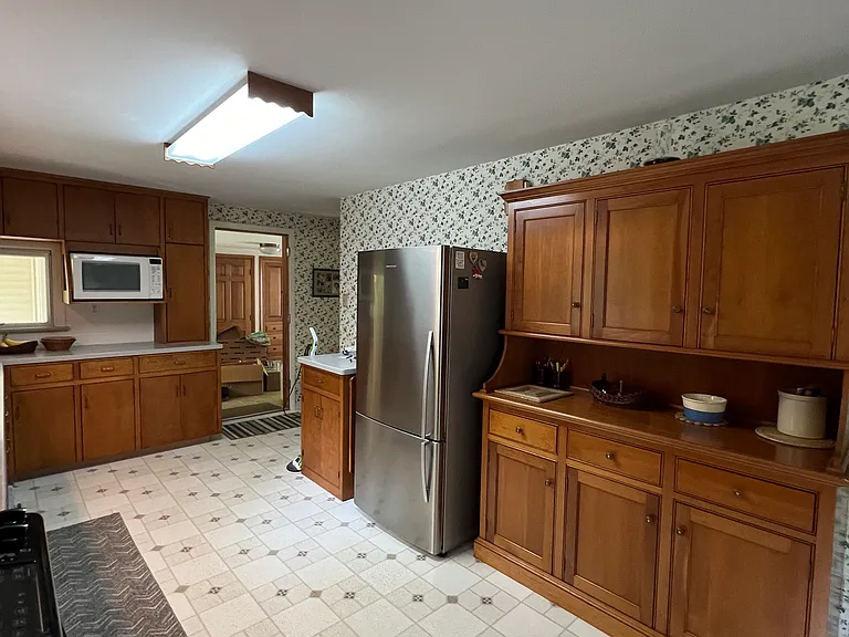 9910 Thwing Rd — Photo 36