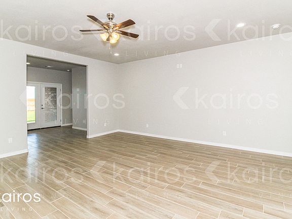 4th image of 2700 Daytona Ave