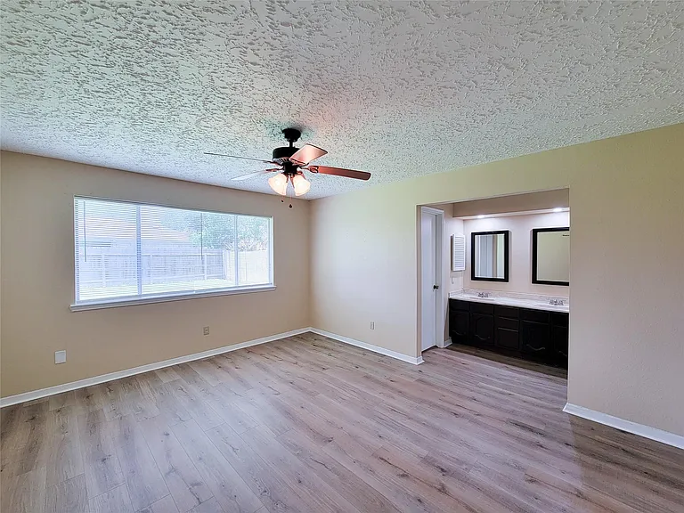 2118 Steamboat Run — Photo 16