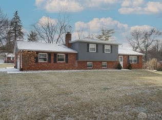 9092 Wintergreen Dr, West Chester, OH 45069