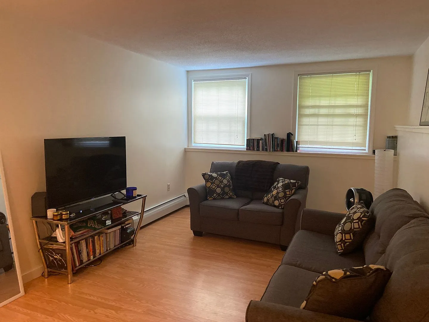 One bedroom condo at Ivy Place — Photo 2
