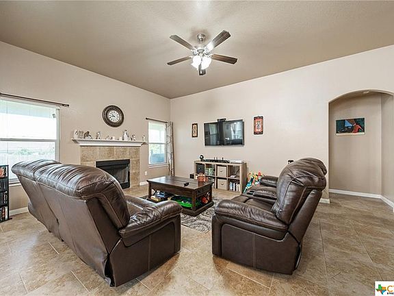 4th image of 706 W Gemini Ln