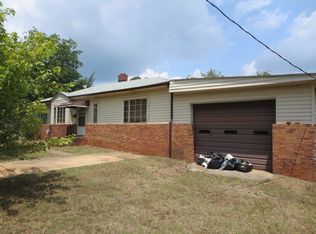 606 Oak Ave, Lexington, NC 27292