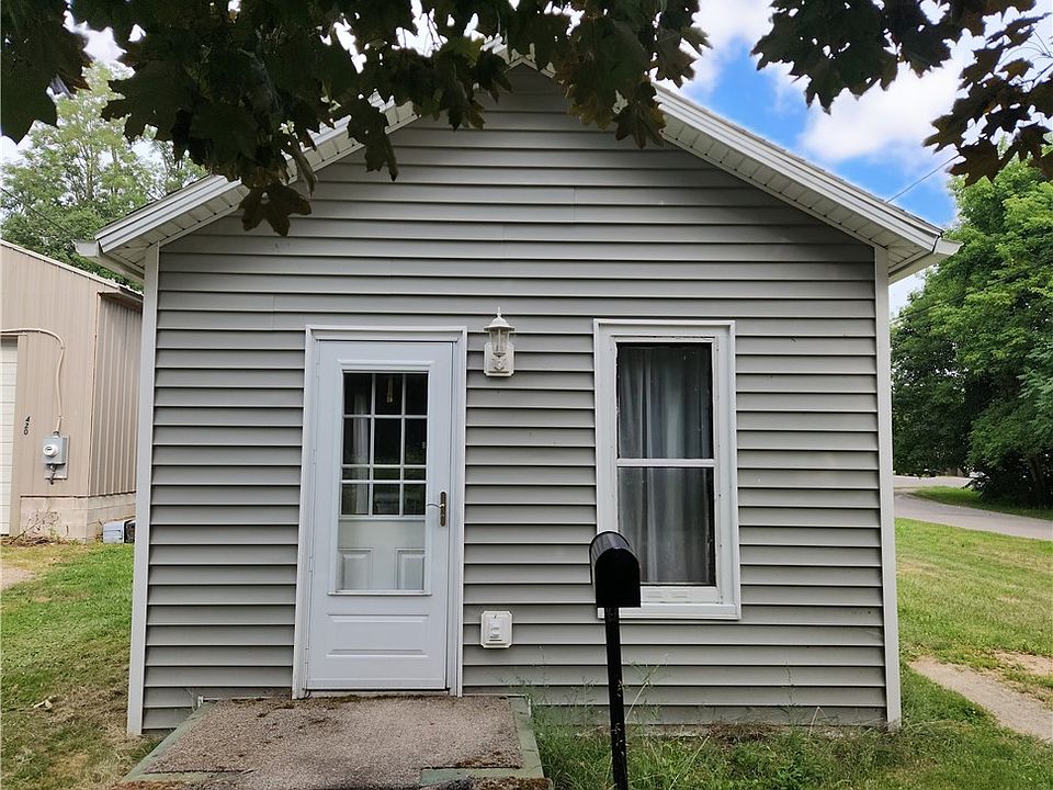 1st image of 422 Monroe Ave