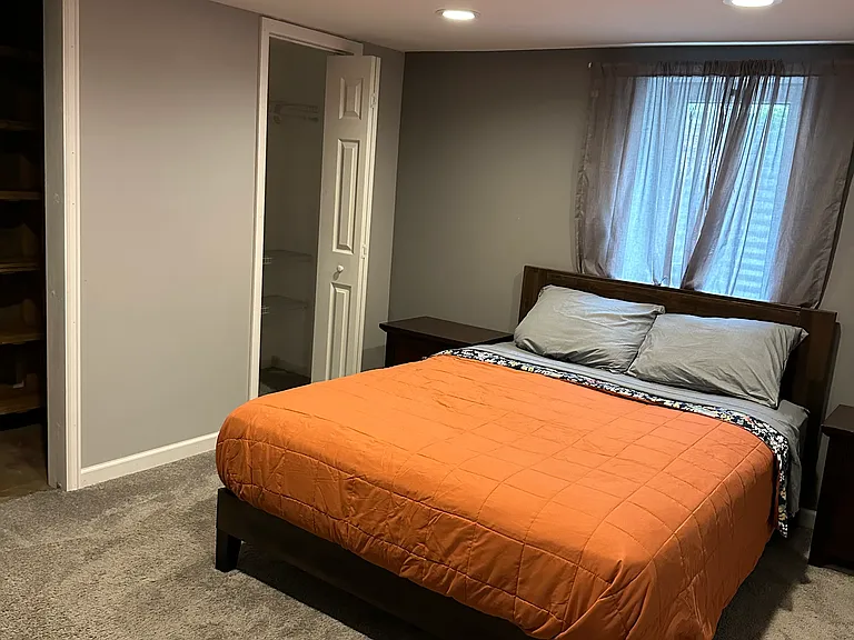 2900 S Clermont Dr — Photo 8