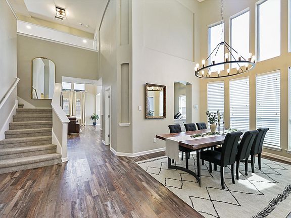 5th image of 429 Cypress Hill Dr