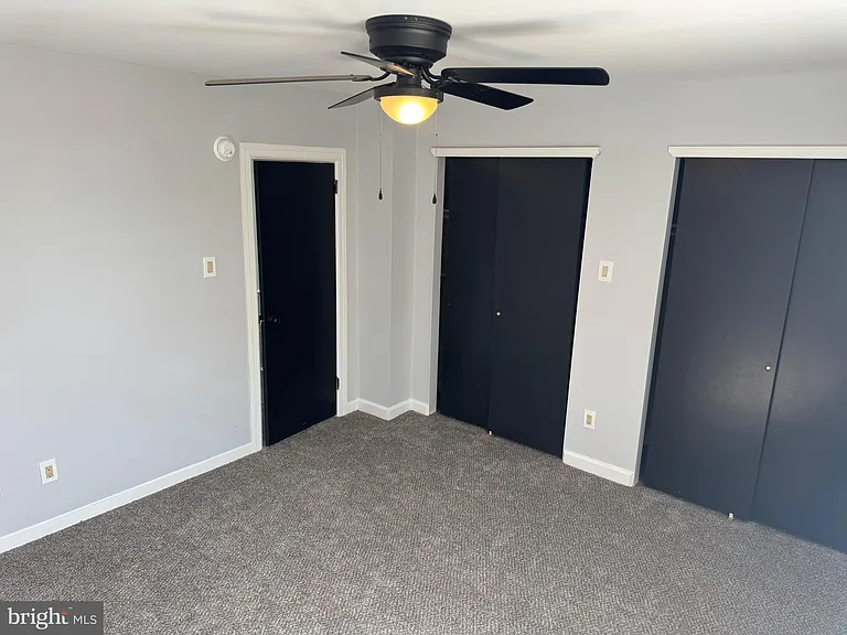 126 N Madison Ave — Photo 15