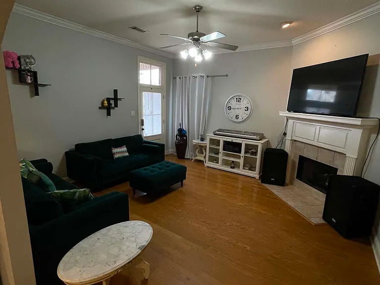 12366 Dutchtown Villa Dr — Photo 10