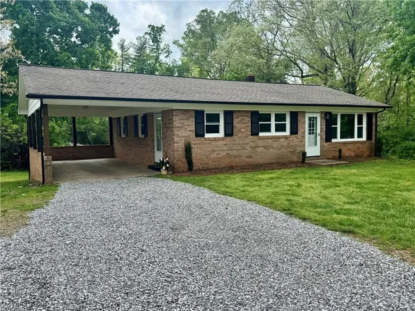 542 Mulberry Mill Rd, North Wilkesboro, NC 28659