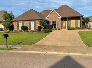 302 Tracey Cv, Brandon, MS 39042