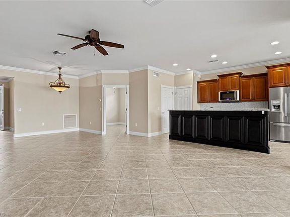 5th image of 5847 Plymouth PL