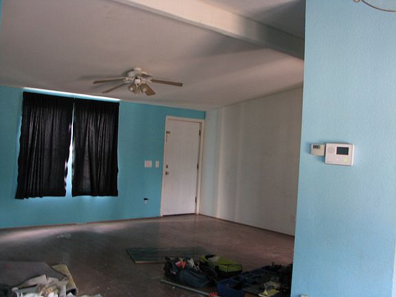 3rd image of 129 E Vista Ave