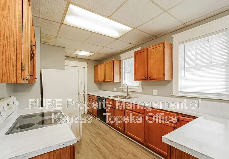 937 SW Jewell Ave — Photo 7