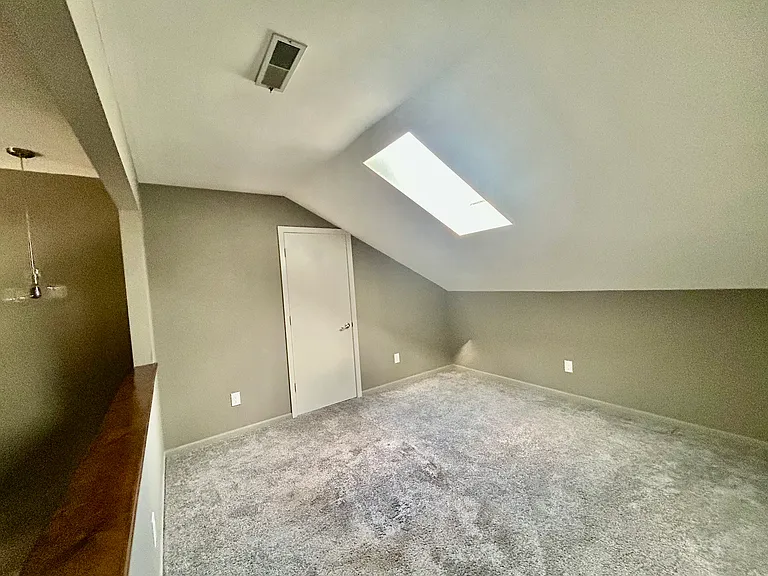 12204 Charlotte St — Photo 26