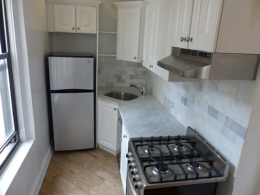 Rented by Immac Realty | media 21