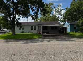 3205 Meadowlane St, Victoria, TX 77901