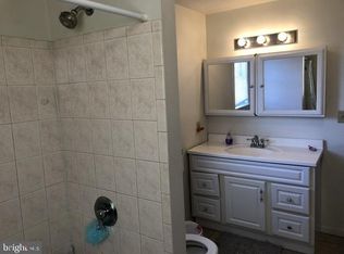 914 W Lancaster Ave, Bryn Mawr, PA 19010