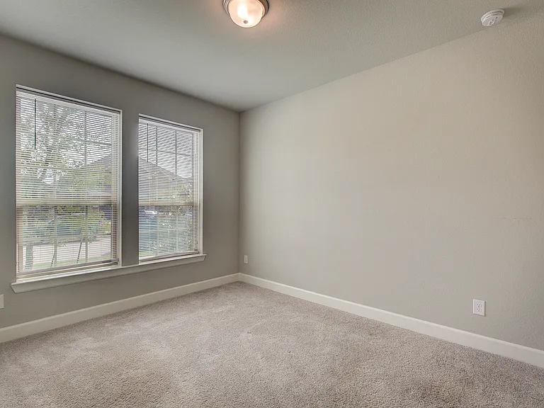 1817 Arbor Dr — Photo 12