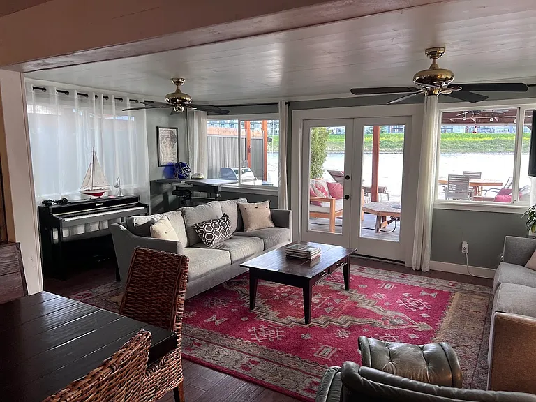 New comfy couches & Piano
