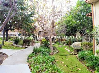 3707 Country Club Dr UNIT 10, Long Beach, CA 90807