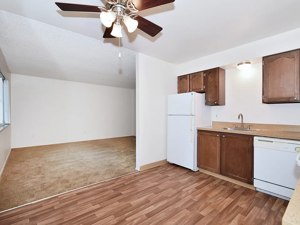 Gardenbrook Apartments