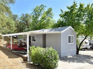 2142 Yellow Feather Ln, Paso Robles, CA 93446
