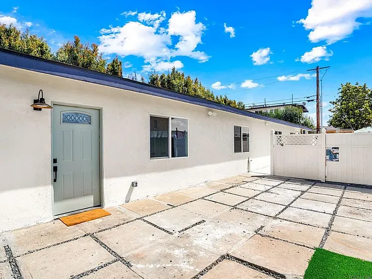 5515 Lauretta St — Photo 18