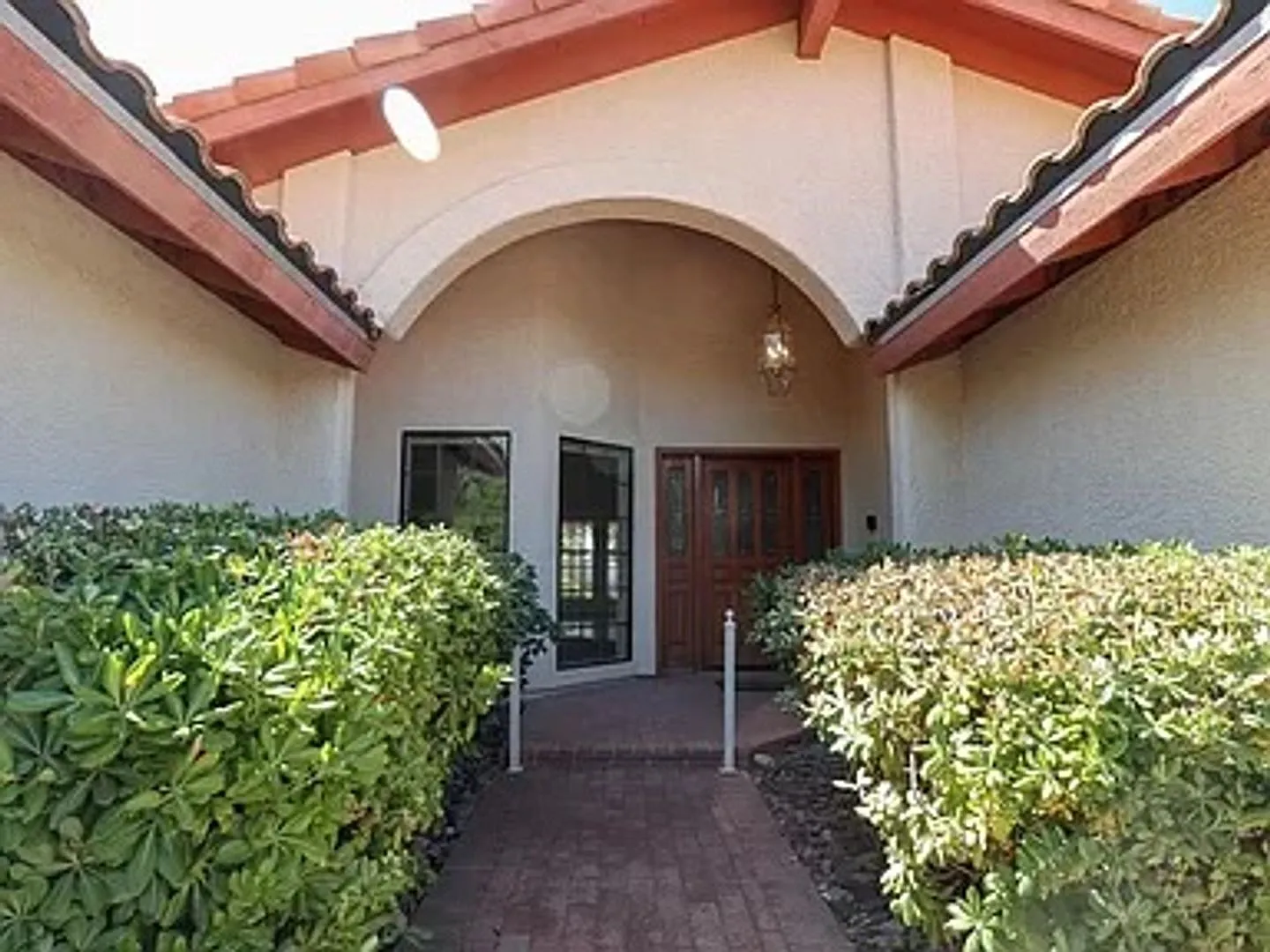 Available! Beautiful 4 Bedroom Home in Guard-Gated La Paloma Ridge Estates — Photo 3