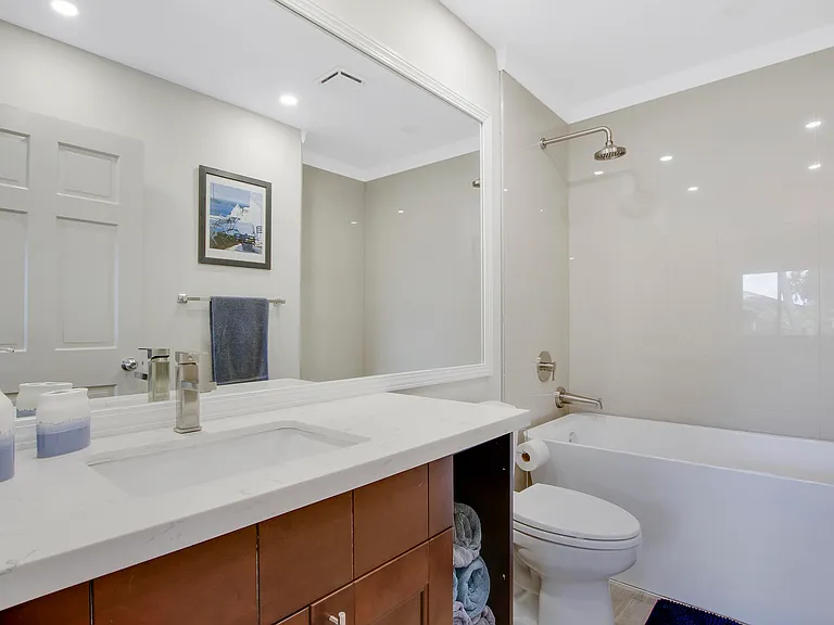 533 Club Dr — Photo 14