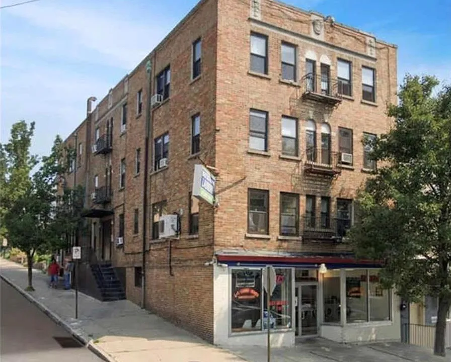 397 W Allen St #1