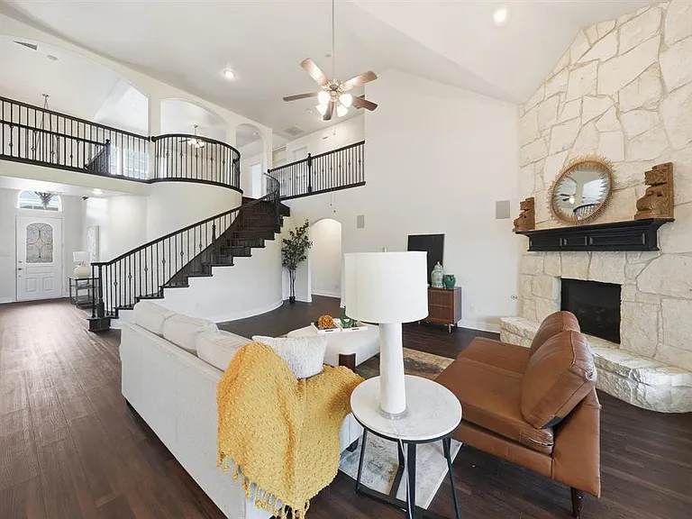 1824 Silvery Canoe Way — Photo 31