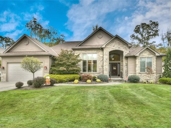 6583 Hyllwynd Cir, Solon, OH 44139